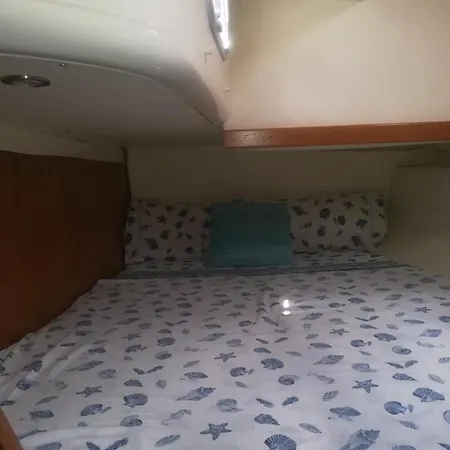 Bateau-hôtel Indigo